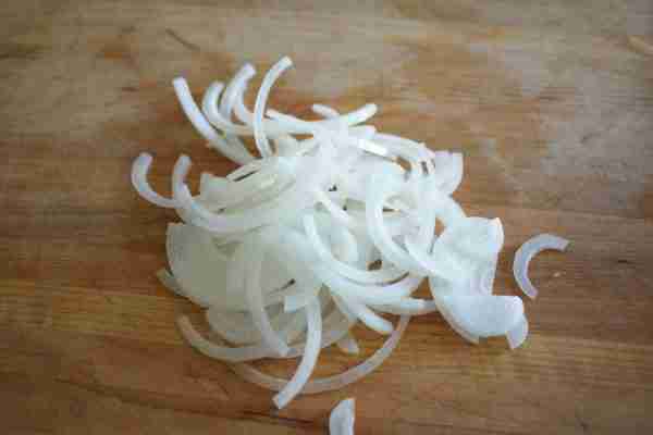 1kg Bag Frozen Sliced Onion